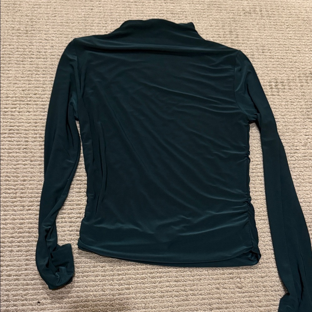 Fitted Green Long Sleeve
